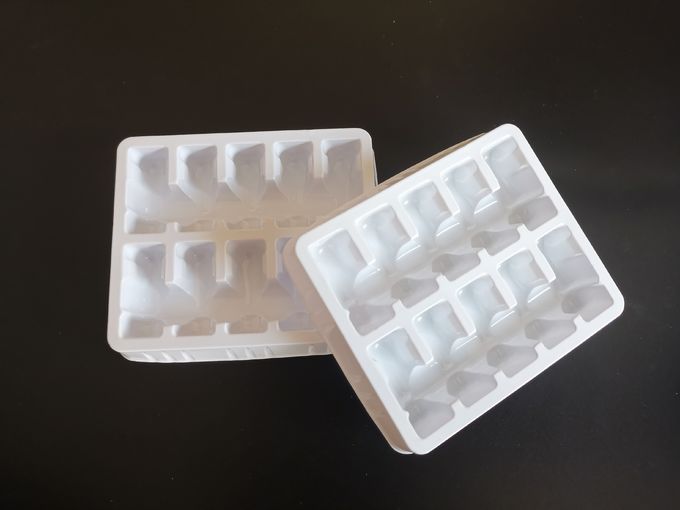医学2mlは在庫2の包装ポリ塩化ビニールの透明なまめの皿をびん詰めにする